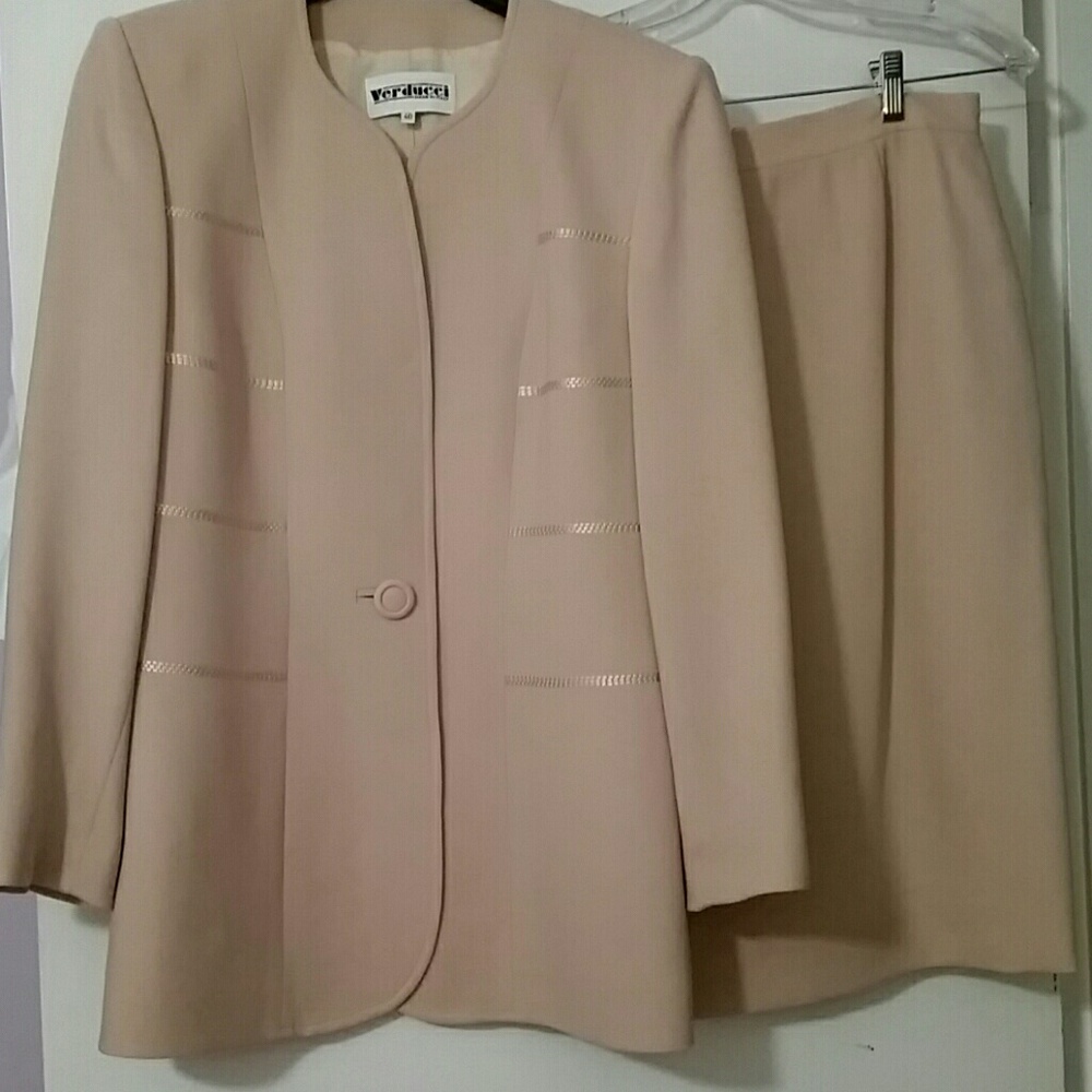2 piece suit